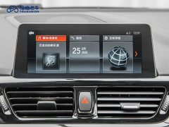 BMW 1 Series 125i M Sport Night Edition - ფოტო 14