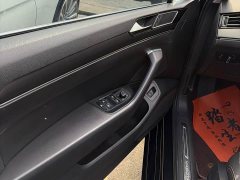 Volkswagen Magotan 330TSI DSG 30th Anniversary Edition - ფოტო 6