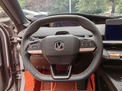 Changan UNI-V 1.5T Premium - ფოტო 16