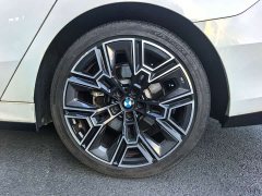 BMW 5 Series 530Li Luxury M Sport Package - ფოტო 7