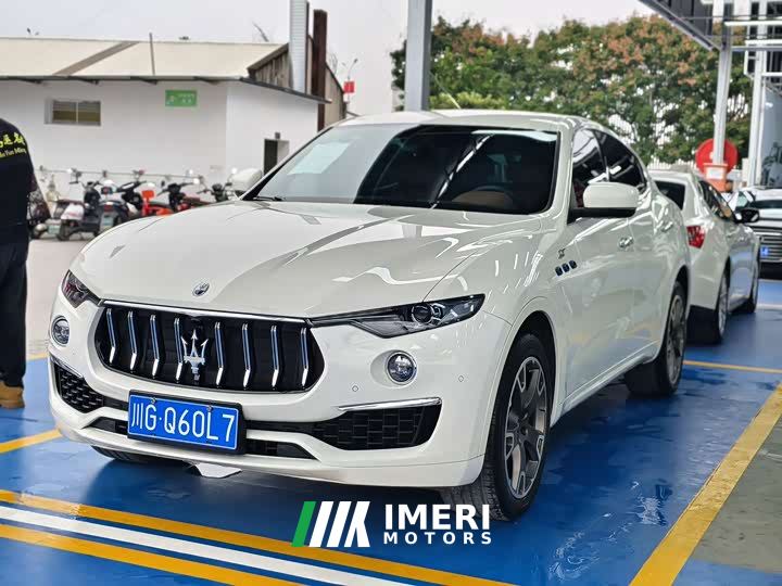 Maserati Levante 2.0T GT Sharp Edition