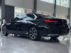 BMW 7 Series 2023 735Li M Sport Package - ფოტო 11