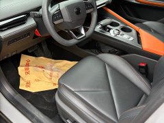 Changan UNI-V 1.5T Sport Edition - ფოტო 8