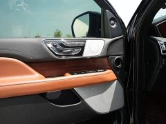 Lincoln Navigator 2020 3.5T Prestige Edition - ფოტო 14
