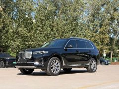 BMW X7 xDrive40i Premier Luxury Package - ფოტო 1