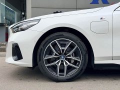 BMW i5 2025 eDrive 40L M Sport Package - ფოტო 9
