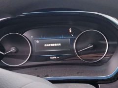 Buick GL8 Land Official Business Class 652T Comfort Edition - ფოტო 12