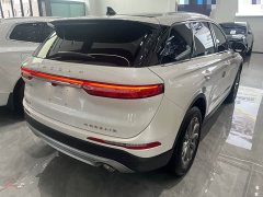 Lincoln Explorer 2.0T Two-Wheel Drive Premium - ფოტო 8