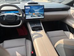 Lynk & Co Geely Lynk & Co Z10 95kWh 766km RWD Max - ფოტო 5