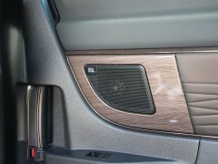 Toyota Alphard Hybrid 2.5L Premium Edition - ფოტო 15