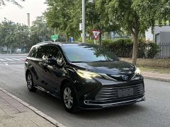 Toyota Sienna 2021 2.5L Hybrid Premium Edition - ფოტო 3