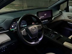 Toyota Sienna 2021 2.5L Hybrid Premium Edition - ფოტო 6