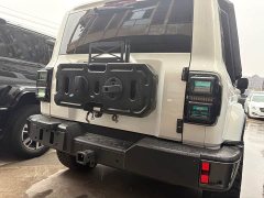 Tank 300 City Edition 2.0T Stylish - ფოტო 9