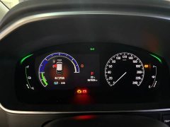 Honda Odyssey 2.0L e:HEV Luxury - ფოტო 10