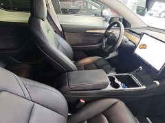 Tesla Model Y Standard Range RWD - ფოტო 4