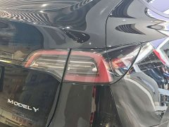 Tesla Model Y Standard Range RWD - ფოტო 7