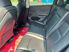 Tesla Model Y Rear-Wheel Drive - ფოტო 5