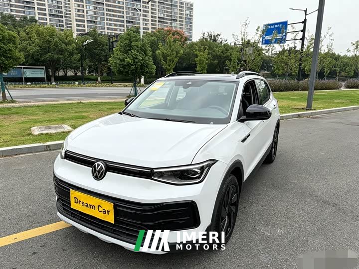 Volkswagen Touareg 2026 Sharp 300TSI Keen Edition - ავტომობილი ჩინეთიდან