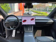 Tesla Model Y L Long Range All-Wheel Drive - ფოტო 3