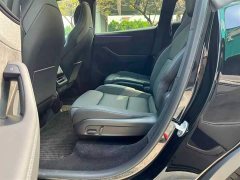 Tesla Model Y L Long Range All-Wheel Drive - ფოტო 5