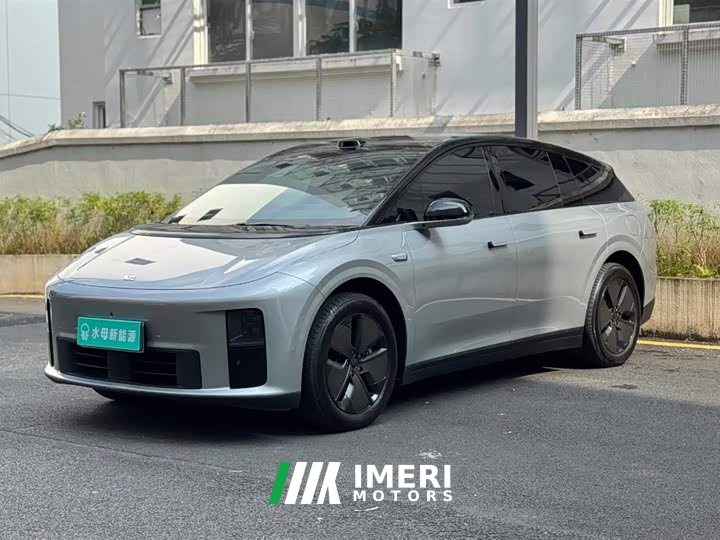Li Auto i6 2025 Two-Wheel Drive Standard - ავტომობილი ჩინეთიდან