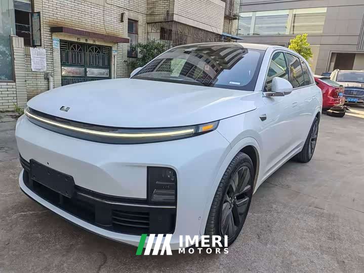 Li Auto L7 Pro - ავტომობილი ჩინეთიდან