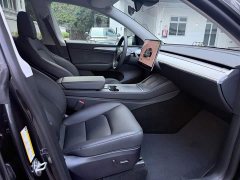 Tesla Model Y Rear-Wheel Drive - ფოტო 13