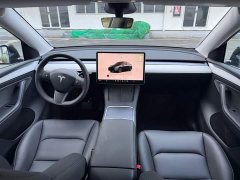 Tesla Model Y Rear-Wheel Drive - ფოტო 3