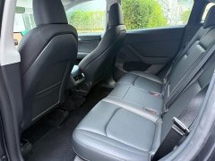 Tesla Model Y Rear-Wheel Drive - ფოტო 5