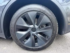 Tesla Model Y Rear-Wheel Drive - ფოტო 8