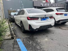 BMW 3 Series 325Li M Sport Night Edition Package - ფოტო 9