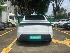 Tesla Model Y Rear-Wheel Drive - ფოტო 7