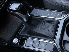 Volkswagen Passat 330TSI Luxury - ფოტო 12