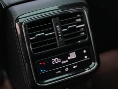 Volkswagen Passat 330TSI Luxury - ფოტო 17