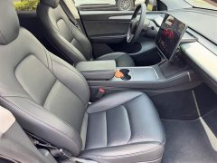 Tesla Model Y Rear-Wheel Drive - ფოტო 11