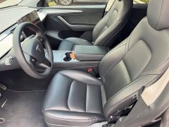 Tesla Model Y Rear-Wheel Drive - ფოტო 4