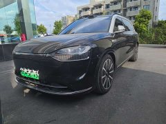 AITO M9 Extended Range Ultra 42kWh 6-Seater - ფოტო 1