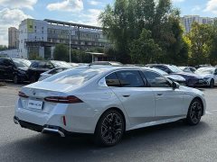 BMW 5 Series 530Li Luxury M Sport Package - ფოტო 4