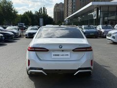 BMW 5 Series 530Li Luxury M Sport Package - ფოტო 5