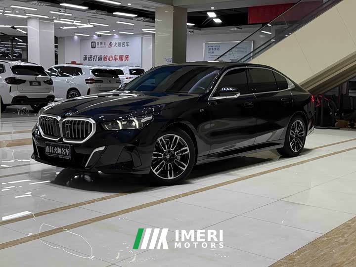 BMW 5 Series 530Li Premier M Sport Package - ავტომობილი ჩინეთიდან