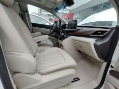 Buick GL8 Land Business Class Comfort Edition - ფოტო 10
