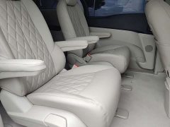 Buick GL8 Land Business Class Comfort Edition - ფოტო 12