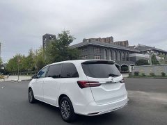 Buick GL8 Land Business Class Comfort Edition - ფოტო 17