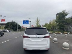 Buick GL8 Land Business Class Comfort Edition - ფოტო 18