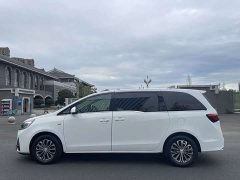 Buick GL8 Land Business Class Comfort Edition - ფოტო 3