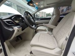 Buick GL8 Land Business Class Comfort Edition - ფოტო 8