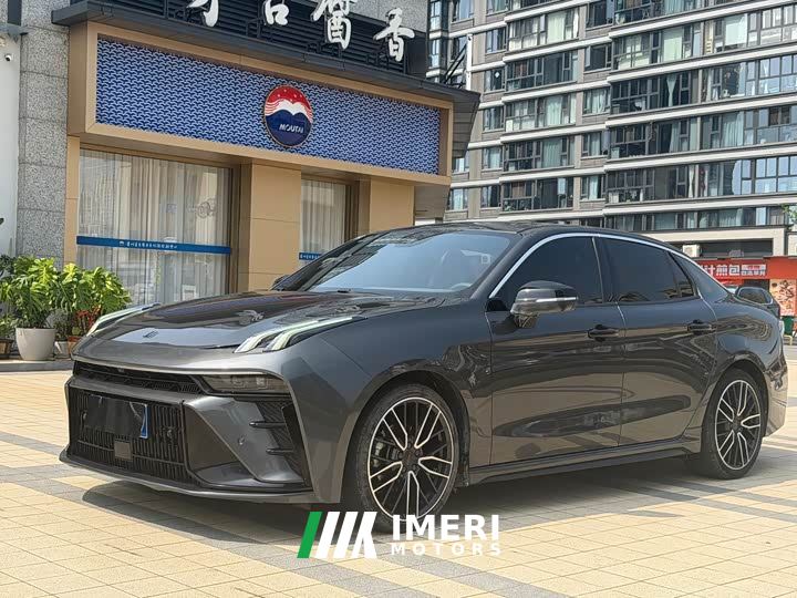Lynk & Co 03 2.0T Diesel DCT Pro