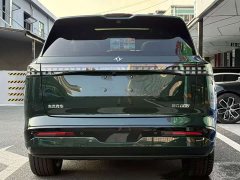 Mercedes-Benz eπ008 Five-Seat Pure Electric Ultra-Wide Edition - ფოტო 4