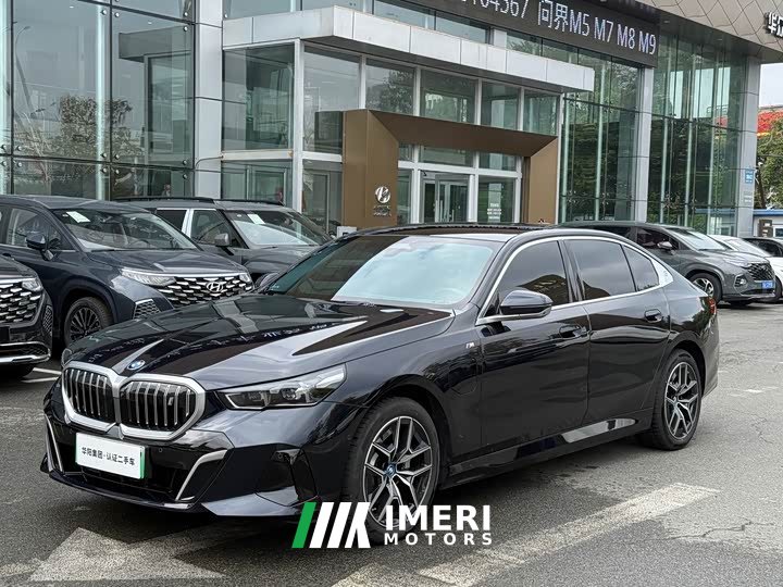 BMW i5 eDrive 40L M Sport Package - ავტომობილი ჩინეთიდან
