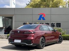 BMW i7 xDrive60L M Sport Package - ფოტო 15